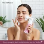 LIMPIADOR FACIAL EN ESPUMA DE ROSASM QUE ELIMINA SUCIEDAD Y RESTOS DE MAQUILLAJE MISS VANESSA 150ML