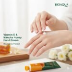CREMA PARA MANOS CON VITAMINA E, MANUKA Y MIEL BIOAQUA 30G