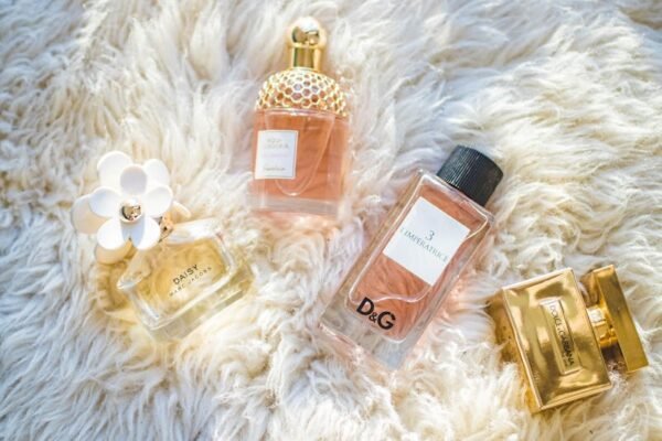 Perfumes y fragancias elegantes